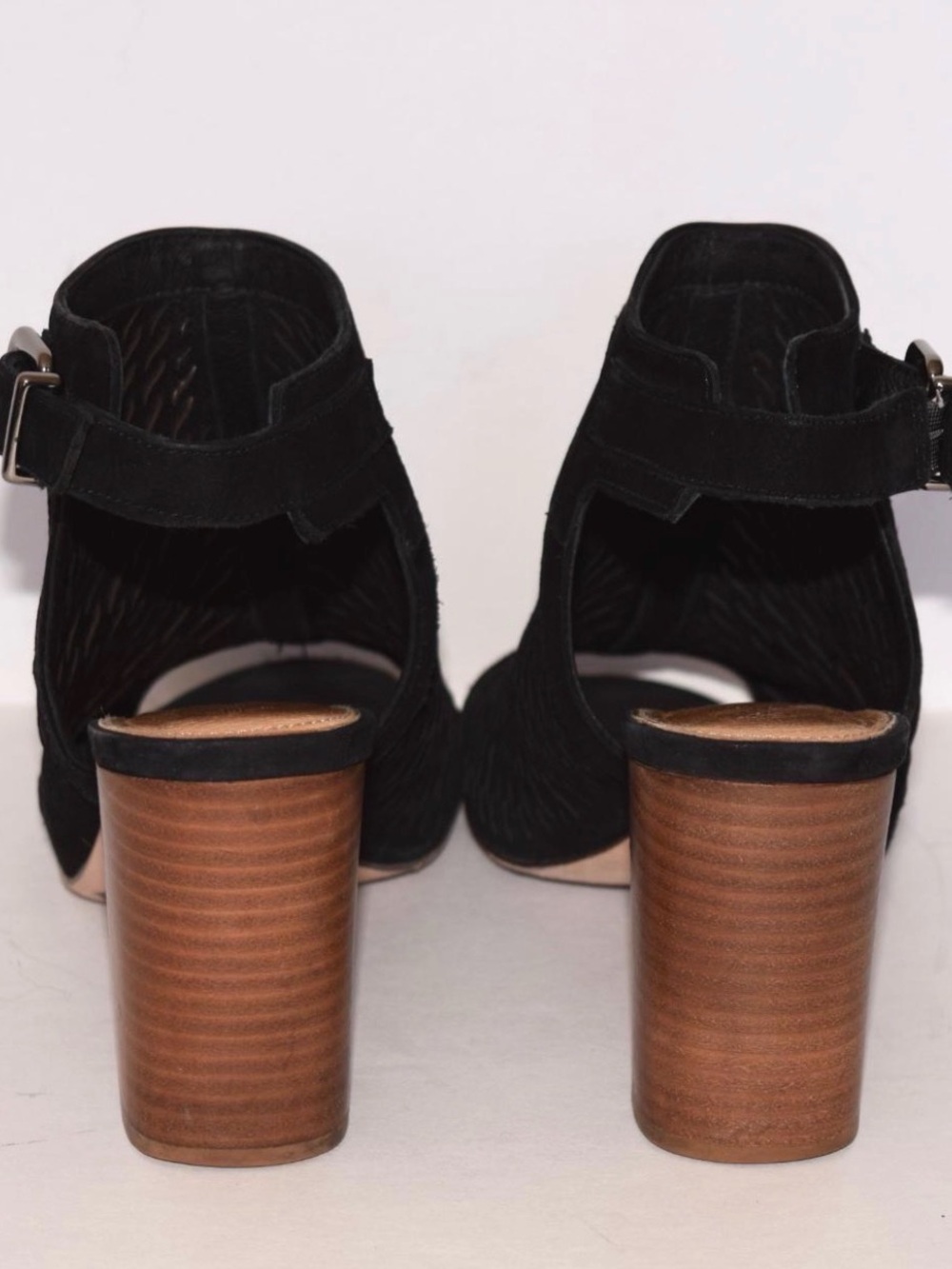 Gianni Bini Black Perforated Open-Toe Block Heel Sandals Booties Size 8 - Picture 4 of 9